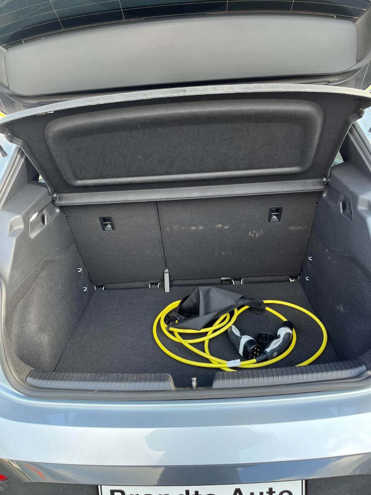 Sølv Cupra Born fra 2022