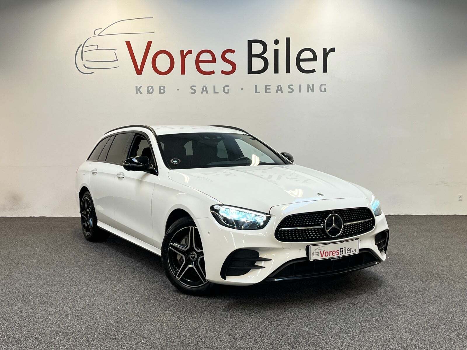 Mercedes E300 de 2,0 AMG Line stc. aut.