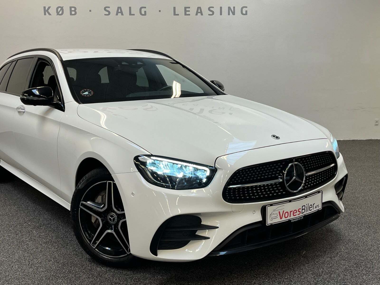 Mercedes E300 de 2,0 AMG Line stc. aut.