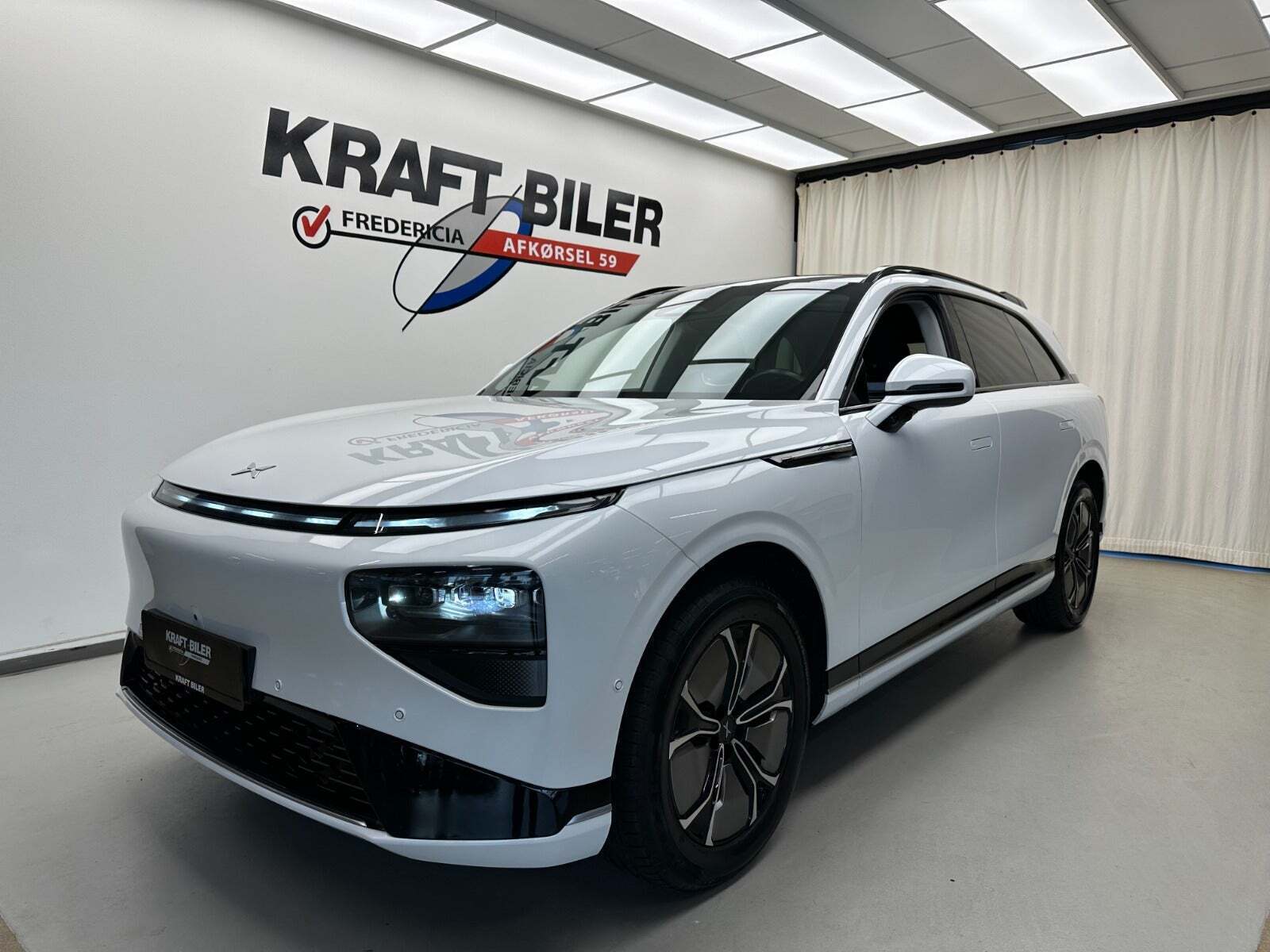 Xpeng G9 Standard Range