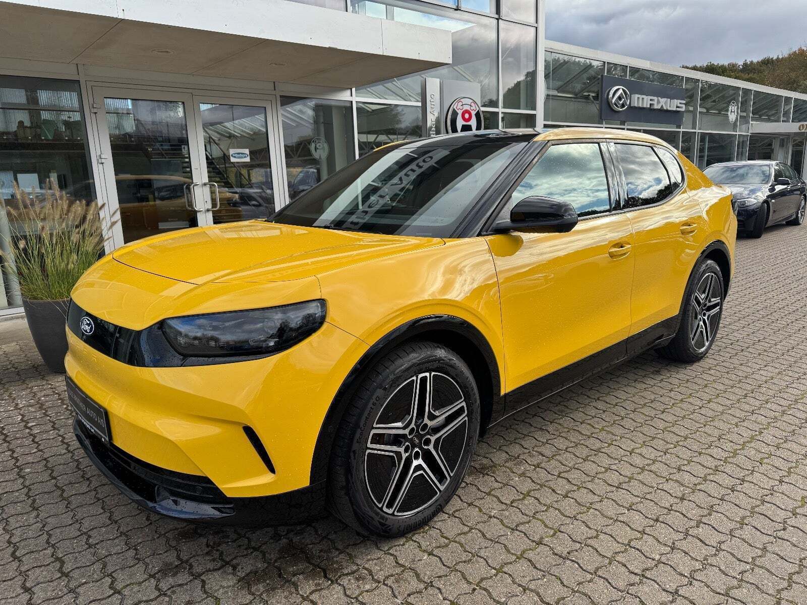 Ford Capri 82 Premium Extended Range