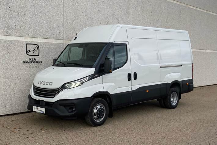 Hvid Iveco Daily fra 2025