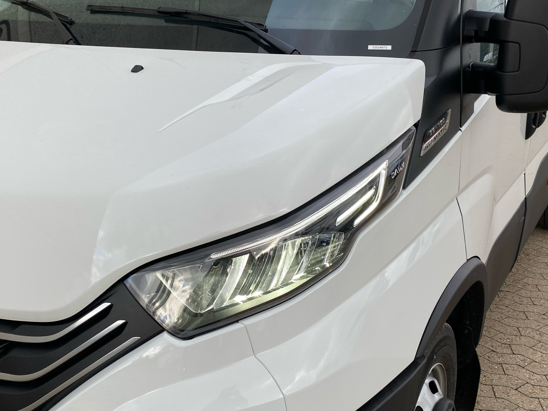 Iveco Daily 3,0 35C18 12m3 D Hi-Matic 180HK Van 8g Aut.