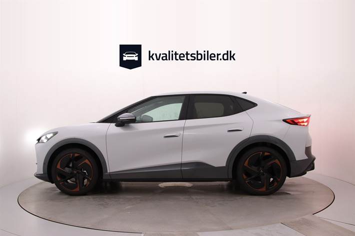 Hvid Cupra Tavascan fra 2025