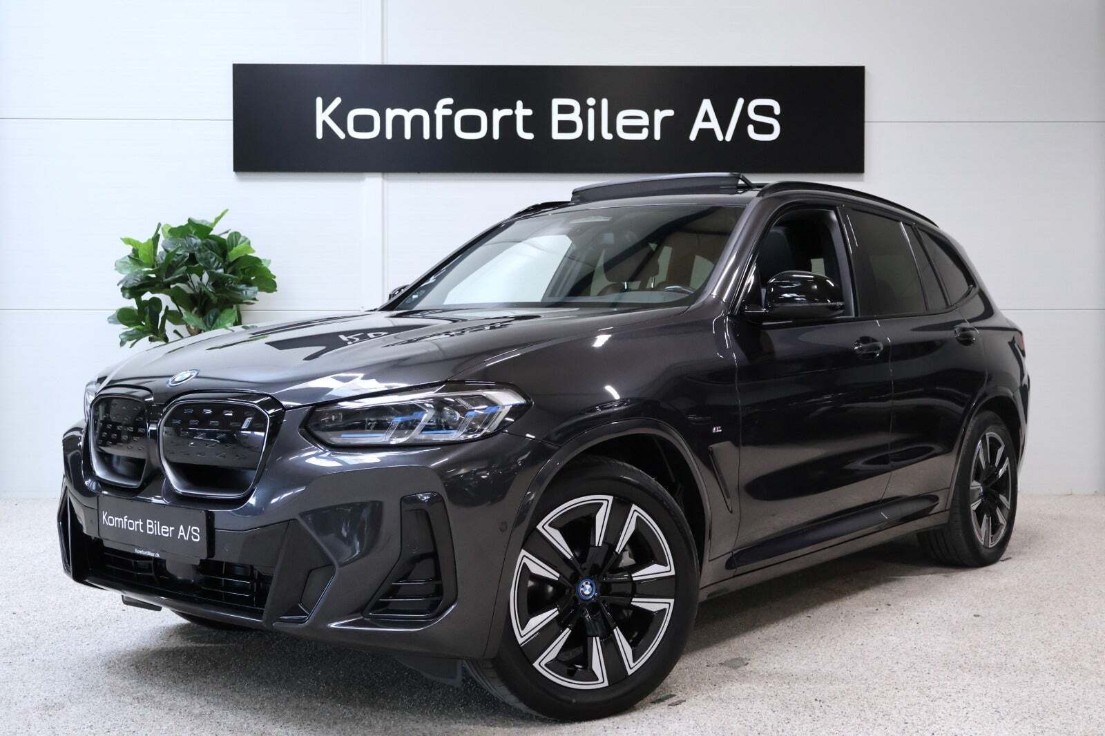 BMW iX3 Charged M-Sport