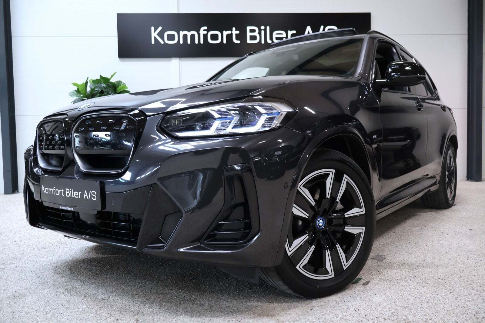 BMW iX3 Charged M-Sport