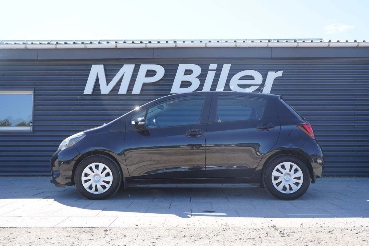 Toyota Yaris 1,3 VVT-i Skyview