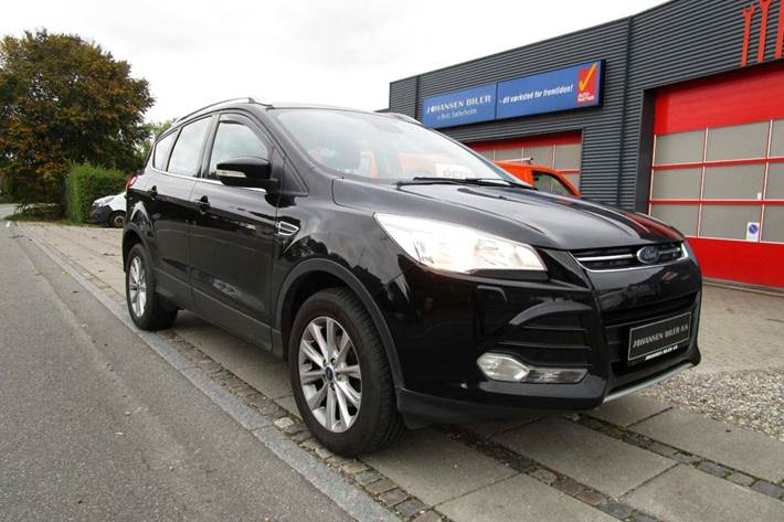 undefined Ford Kuga fra 2016 set udefra