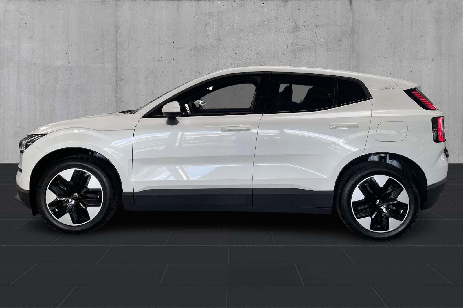 Volvo EX30 Extended Range Core