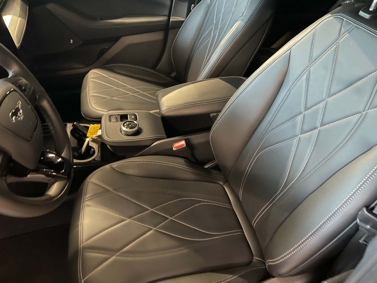 Ford Mustang Mach-E 98 Extended Range