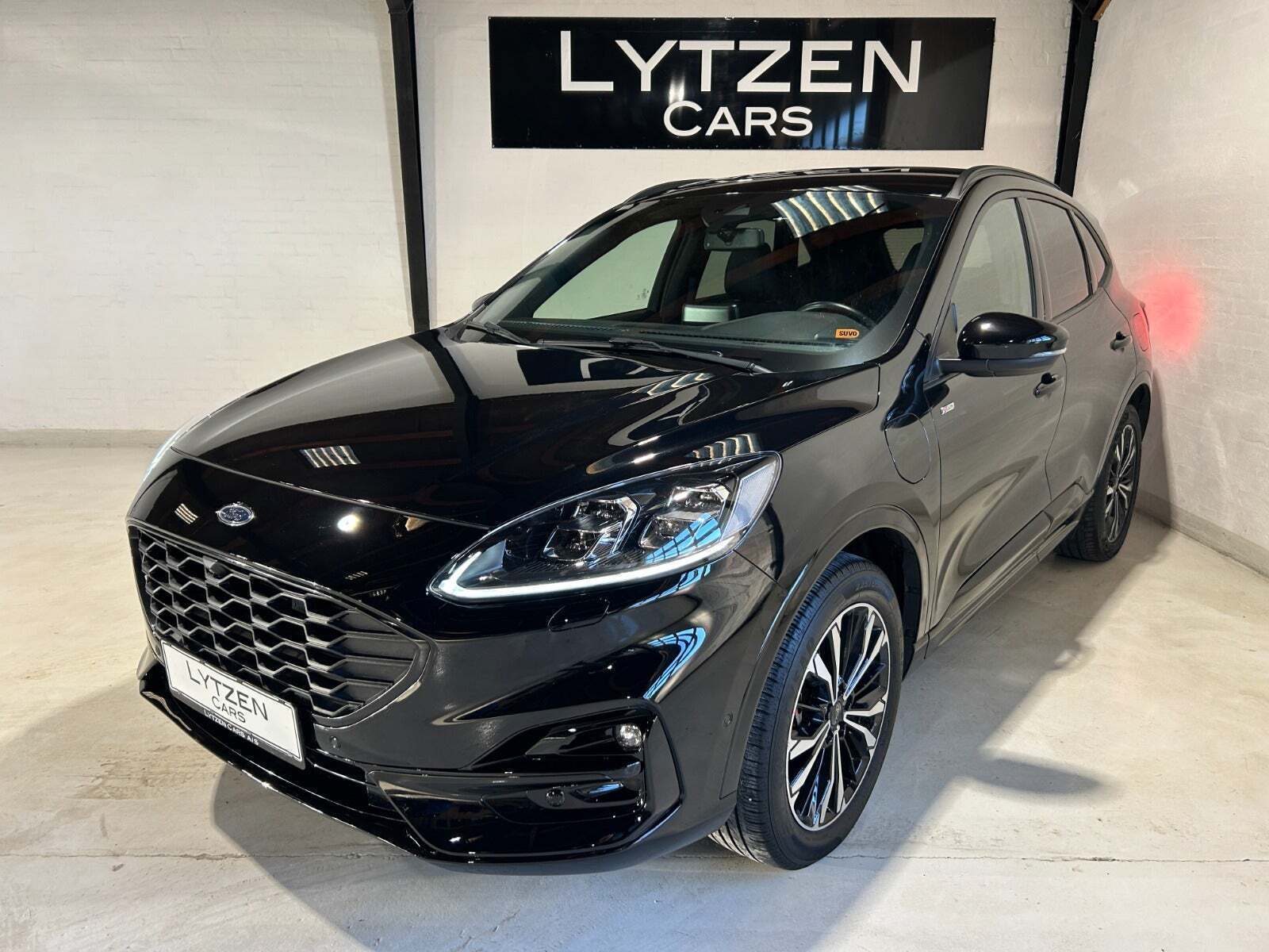 Ford Kuga 2,5 PHEV ST-Line X CVT