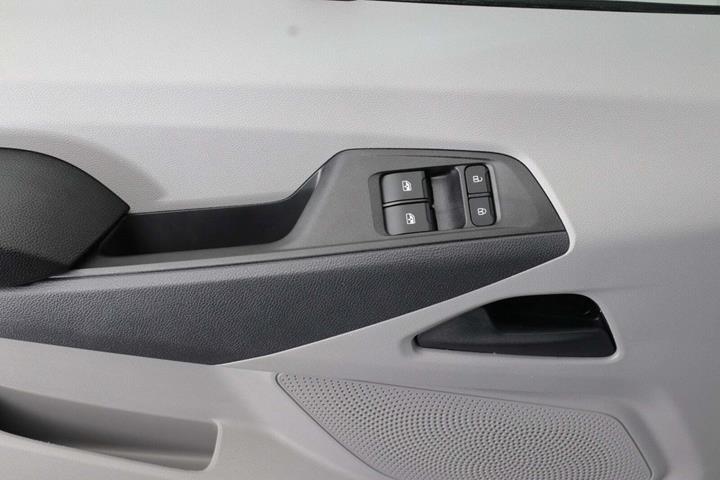 Hvid Maxus Deliver9 fra 2025 set indefra