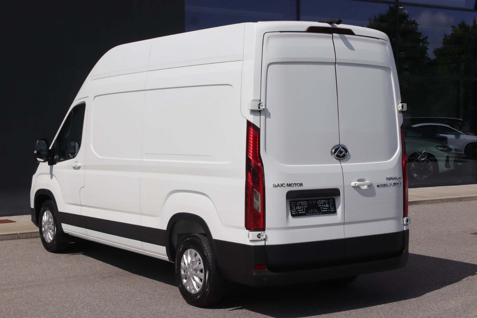 Maxus e-Deliver 9 88 L3H3 Kassevogn