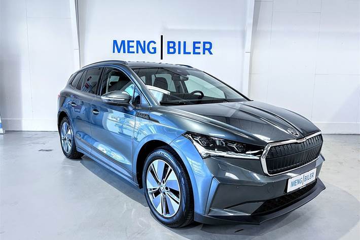 Grå Skoda Enyaq iV fra 2021 set udefra
