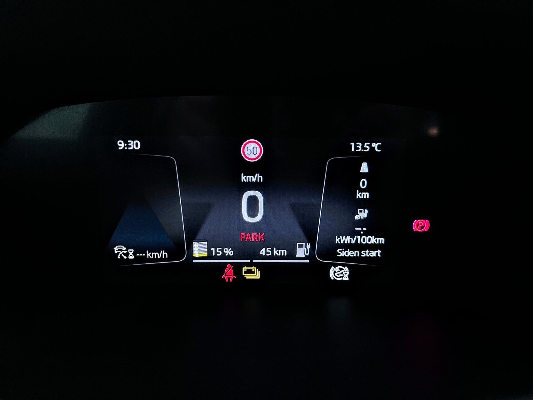 Grå Skoda Enyaq iV fra 2021