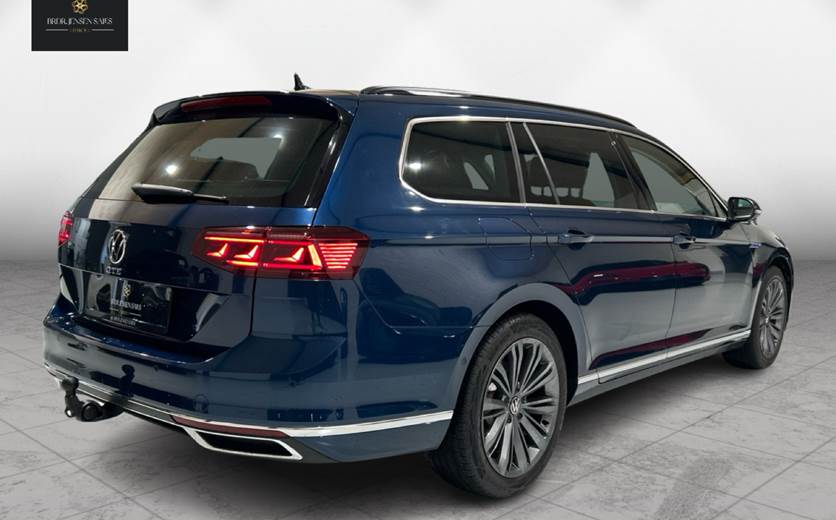 VW Passat