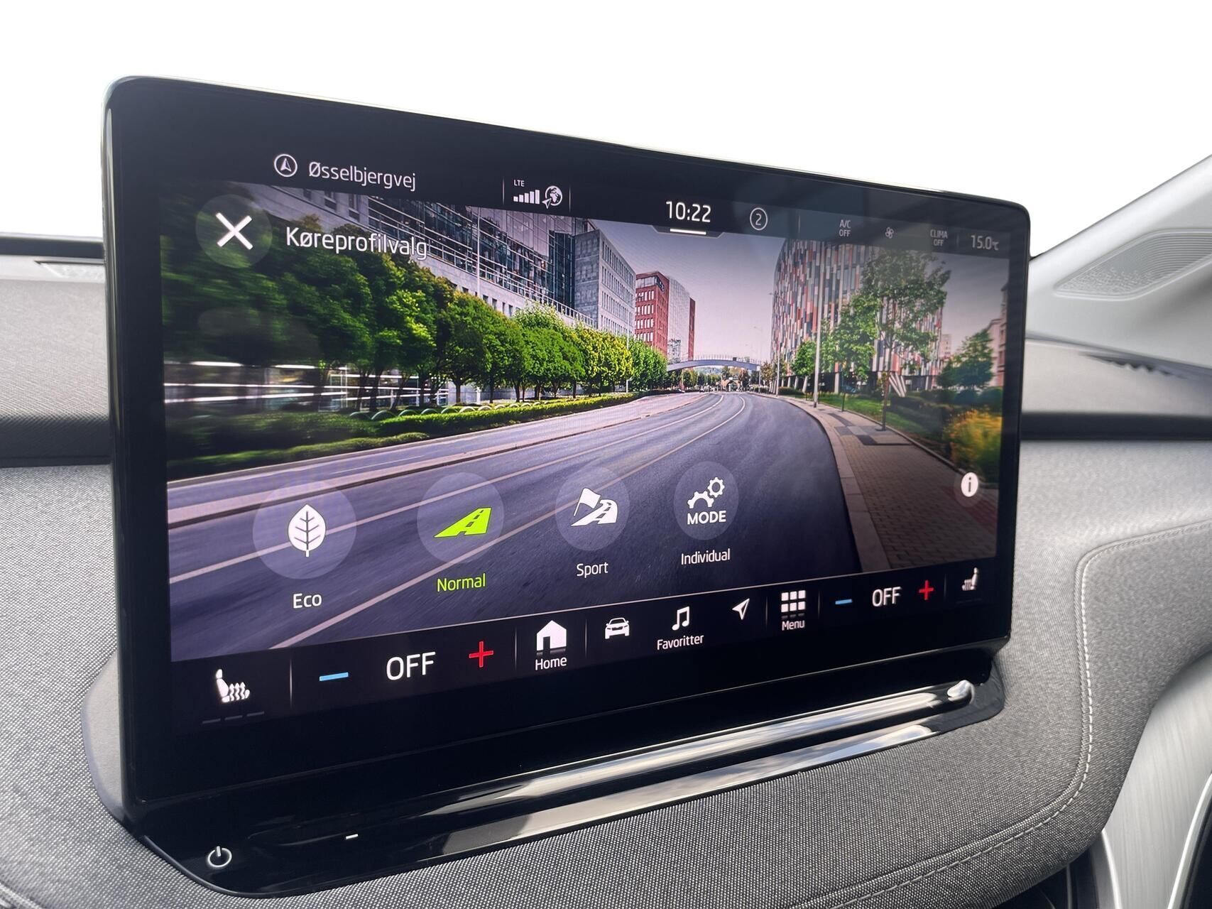 Sort Skoda Enyaq iV fra 2022