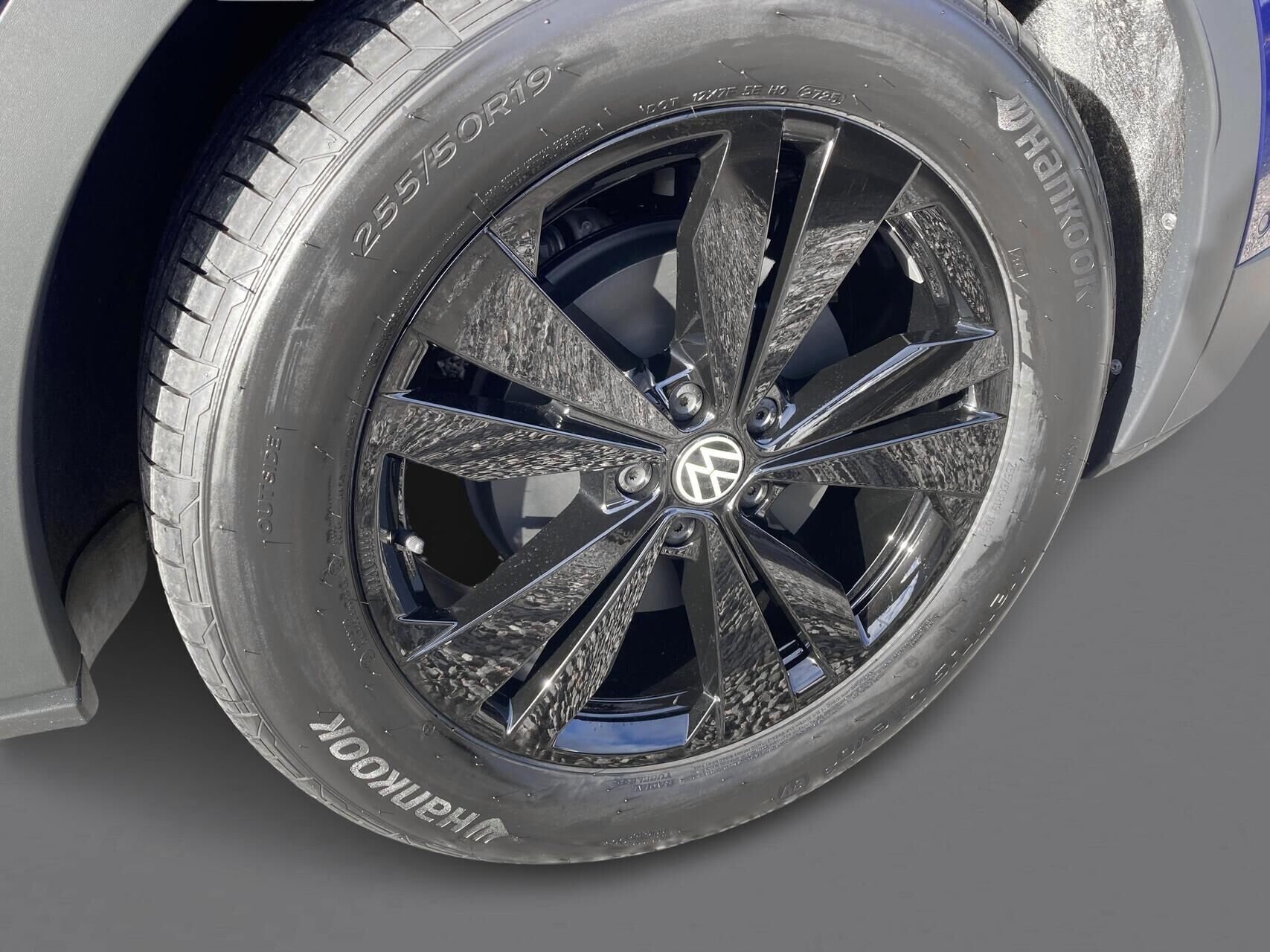 Blå VW ID.4 fra 2025