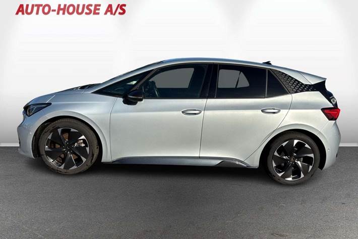 Sølv Cupra Born fra 2023