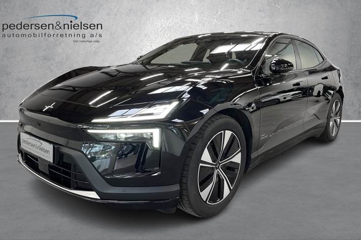 undefined Polestar 4 fra 2024 set udefra