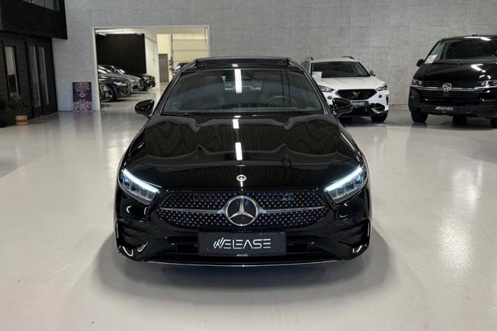 Sort Mercedes A250 e fra 2023