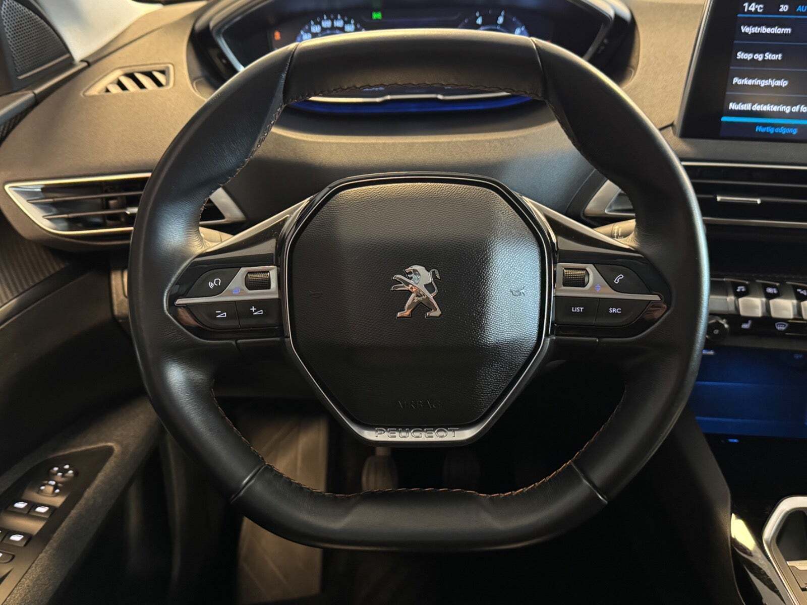 Peugeot 5008 1,6 BlueHDi 120 Allure 7prs