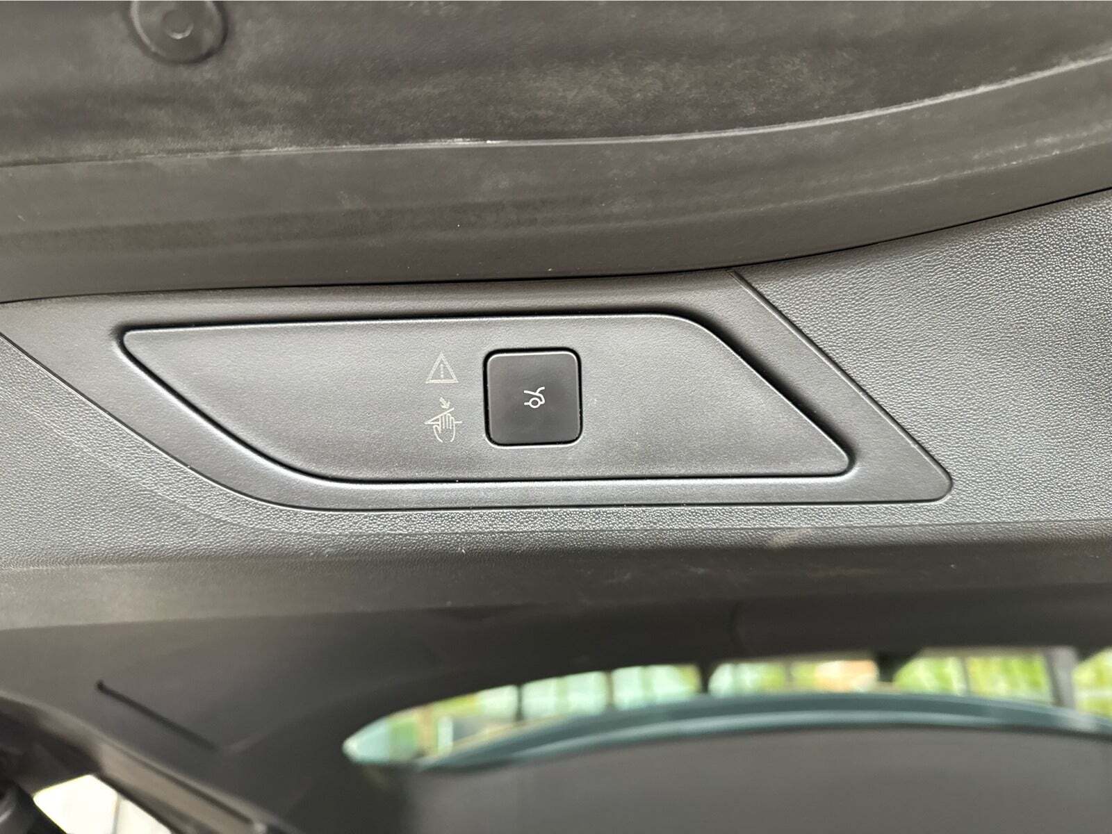 Grå Citroën Grand C4 Picasso fra 2015