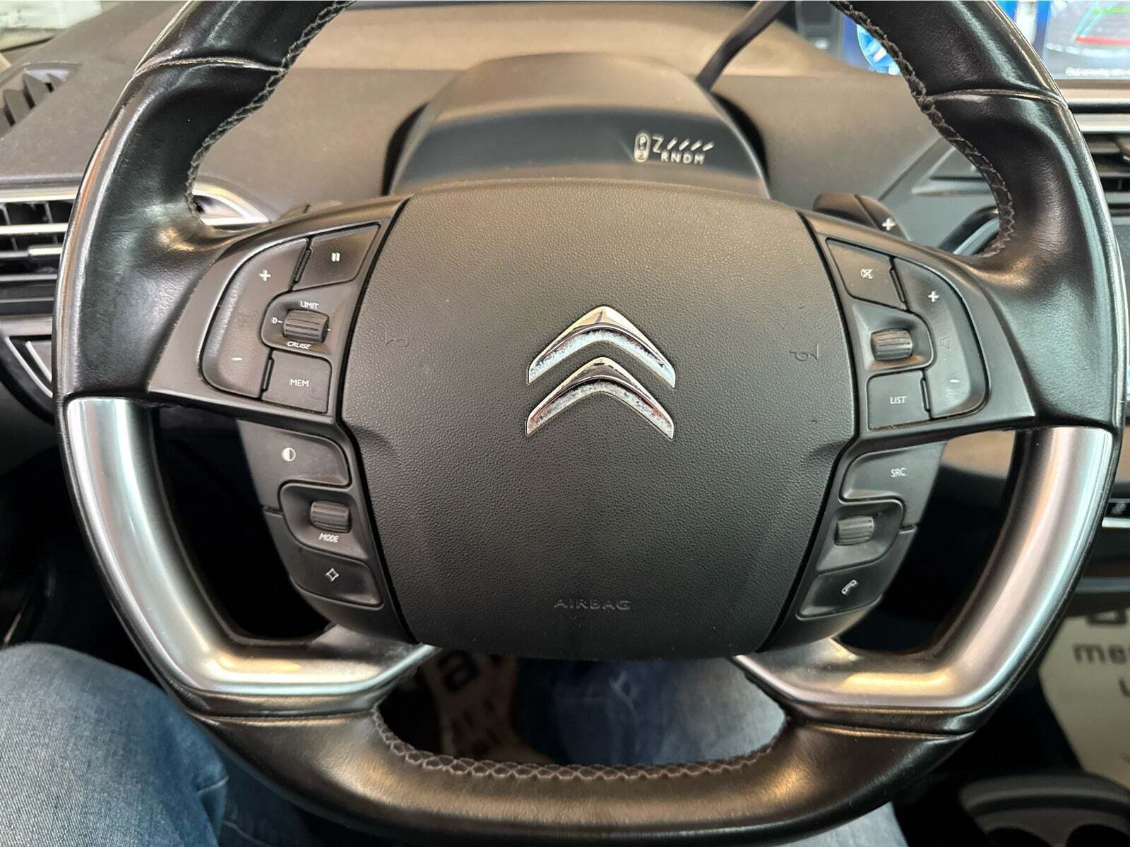 Grå Citroën Grand C4 Picasso fra 2015