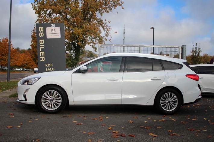 Hvid Ford Focus fra 2019