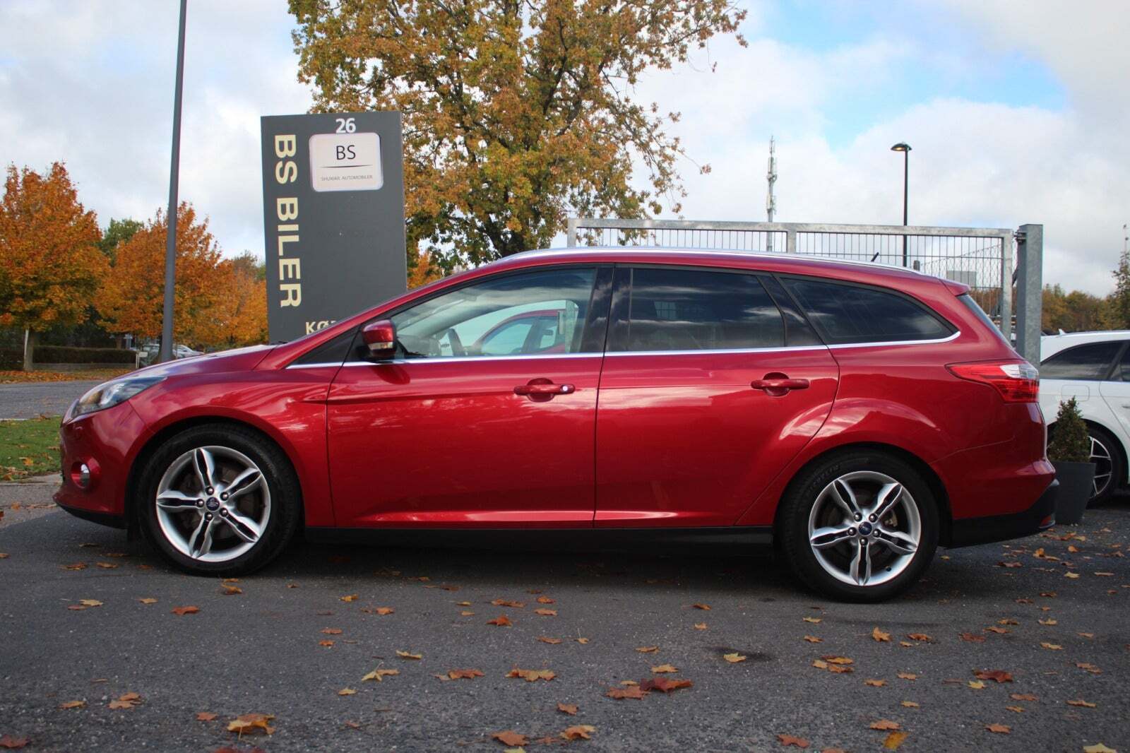 Rød Ford Focus fra 2014