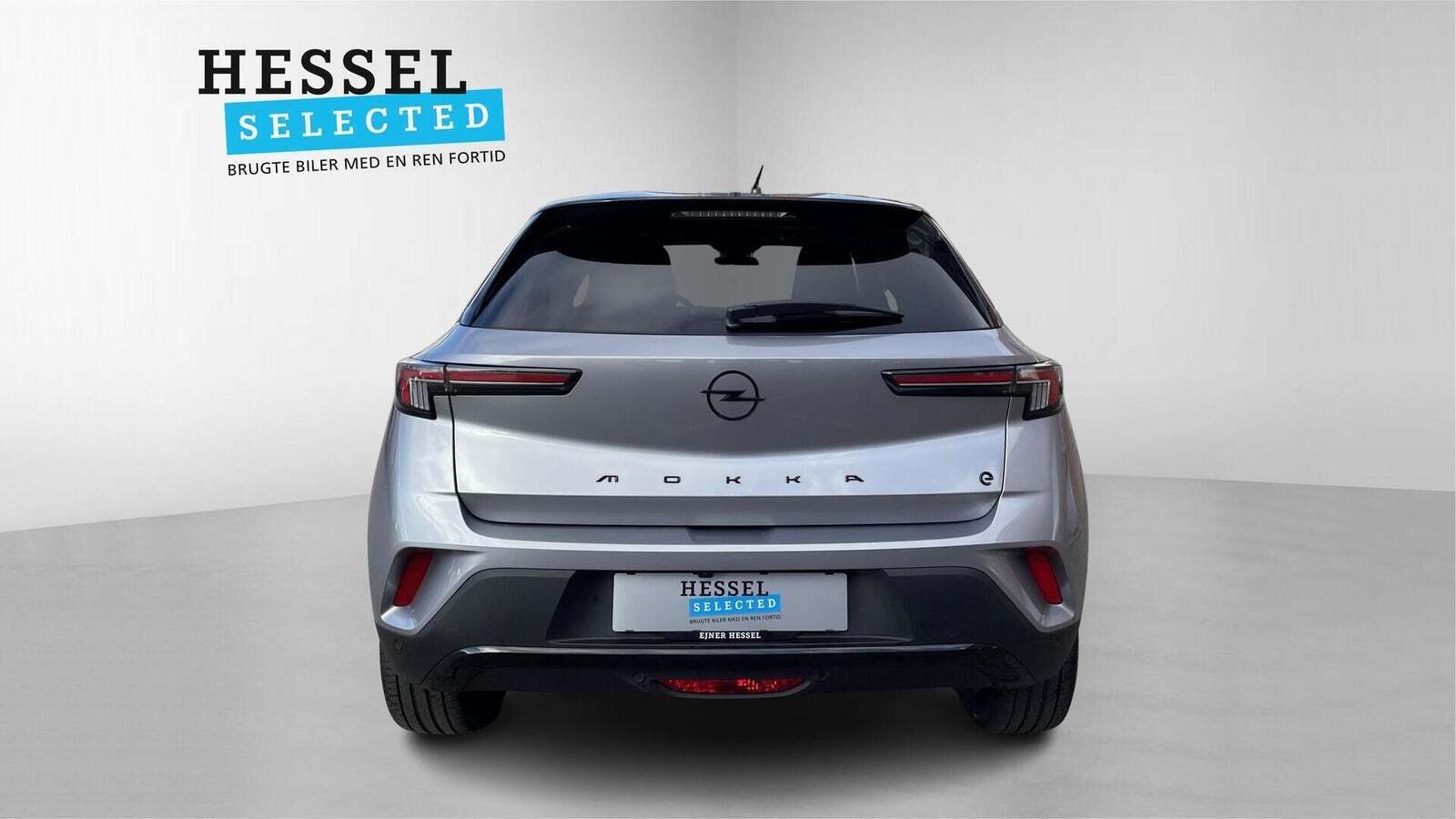 Beige Opel Mokka-e fra 2021