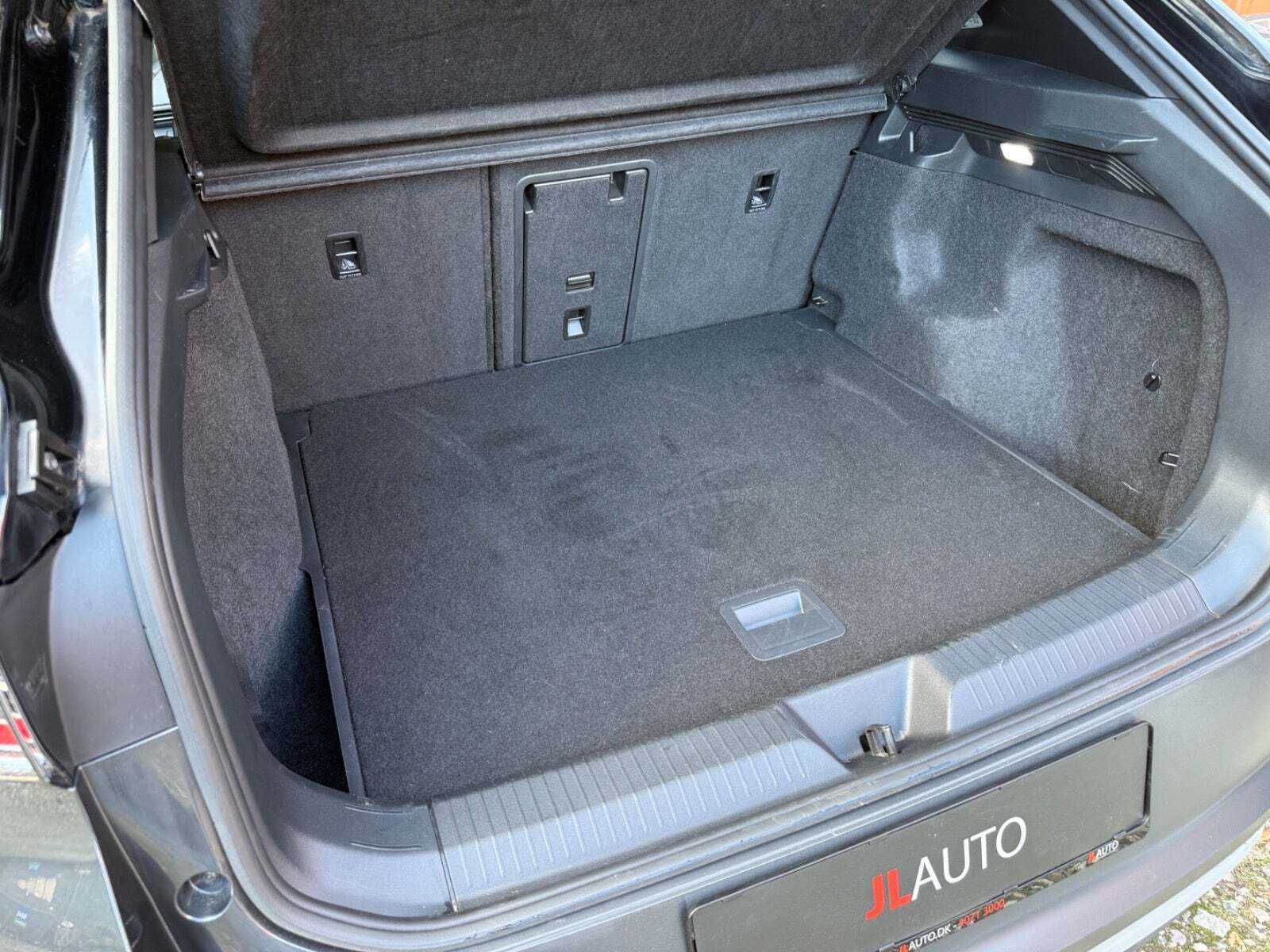 Grå VW ID.4 fra 2022