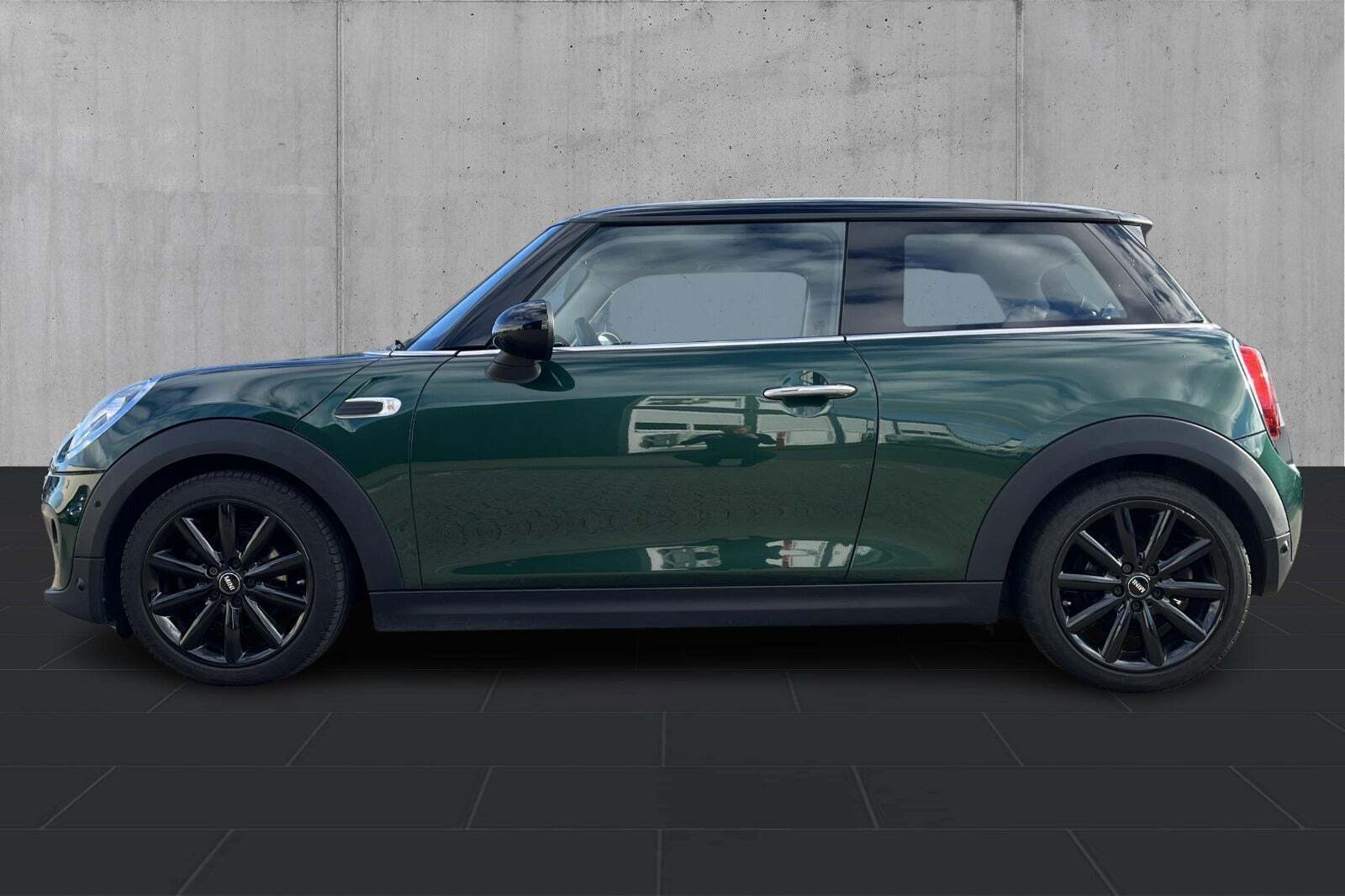 Mini Cooper 1,5 Essential aut.
