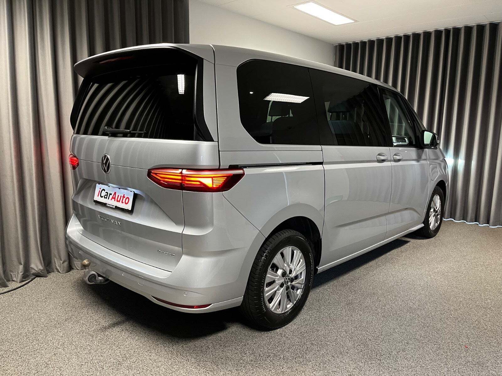 VW Multivan 1,4 eHybrid DSG kort
