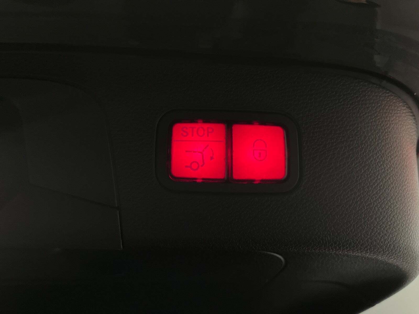 Sort Mercedes EQC400 fra 2021