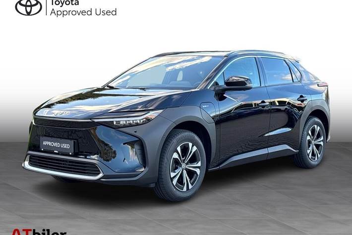 Sort Toyota BZ4X fra 2025