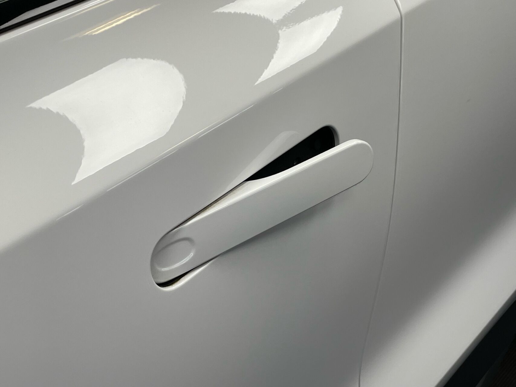 Hvid Aiways U5 fra 2021