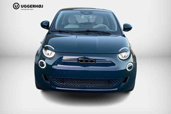 Grøn Fiat 500e fra 2023