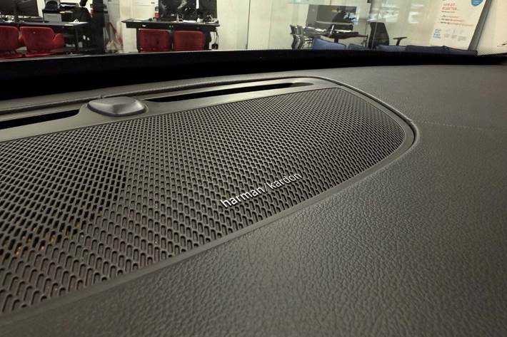 Sort Volvo XC90 fra 2019