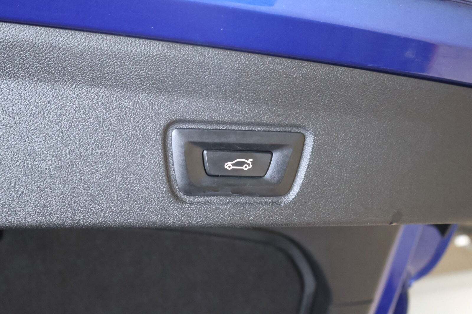 Blå BMW i4 fra 2022