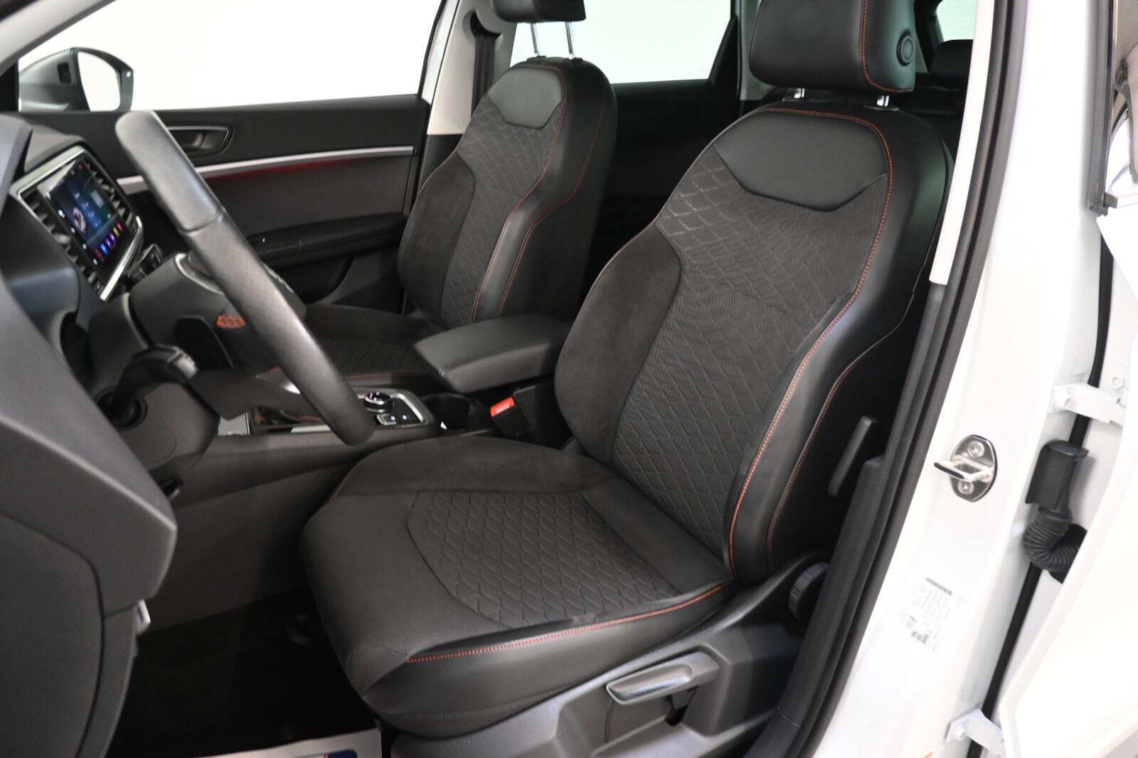 Hvid Seat Ateca fra 2021