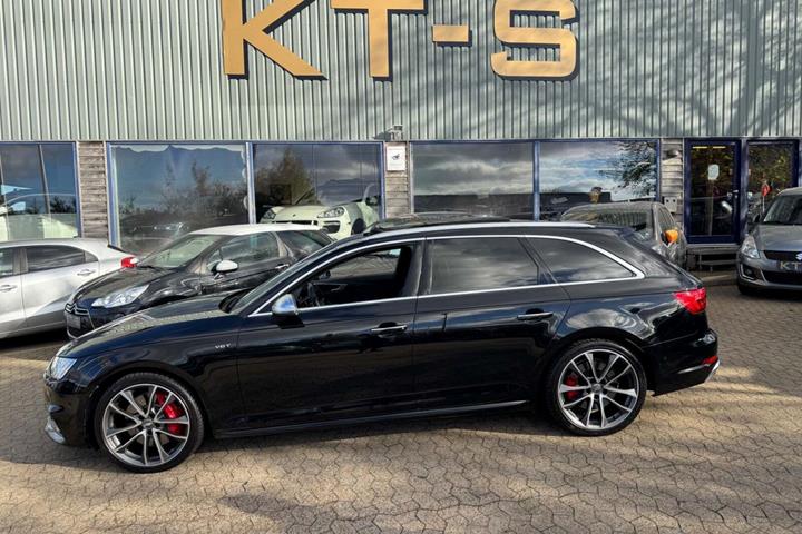 undefined Audi S4 fra 2017