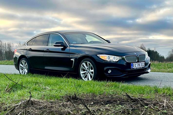 Sort BMW 4-serie fra 2015