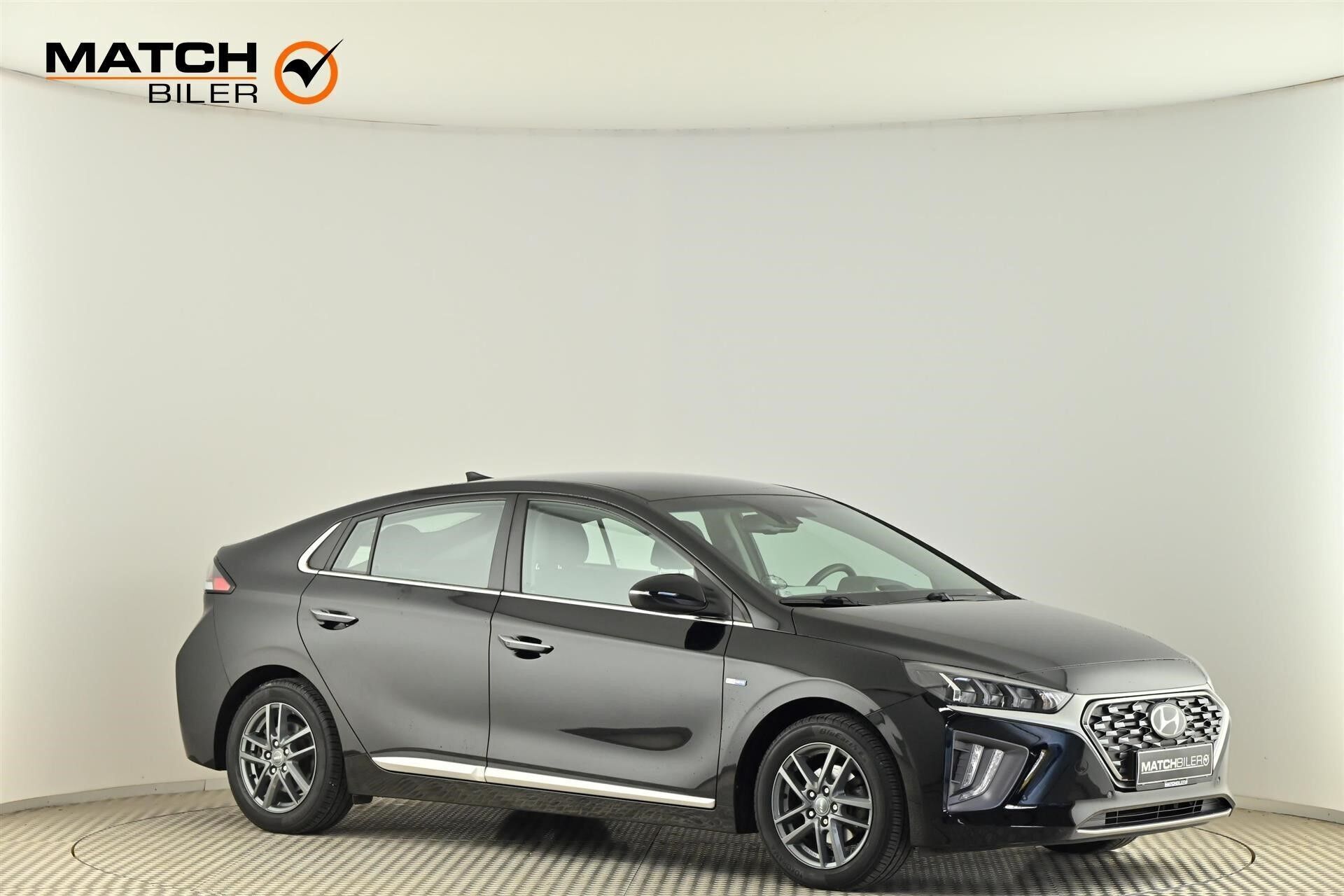 Hyundai Ioniq 1,6 GDI  Plugin-hybrid Premium plug-in 141HK 5d 6g Aut.