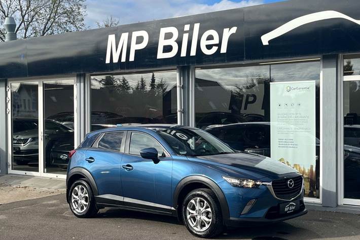 Blå Mazda CX-3 fra 2017
