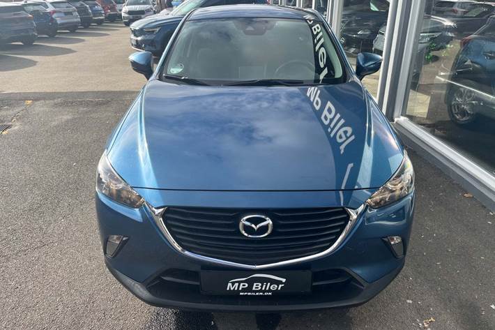 Blå Mazda CX-3 fra 2017