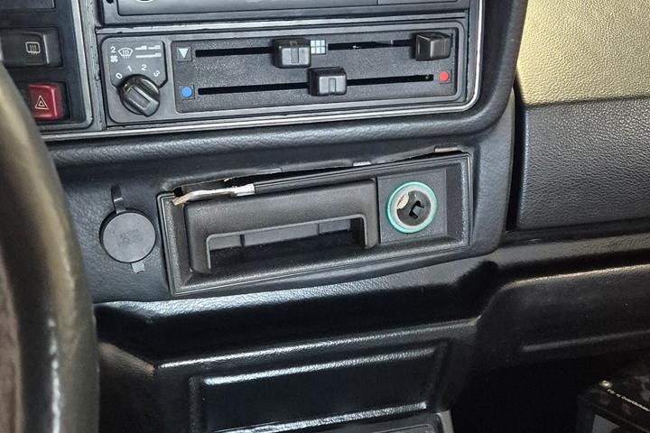 Brun VW Golf fra 1988