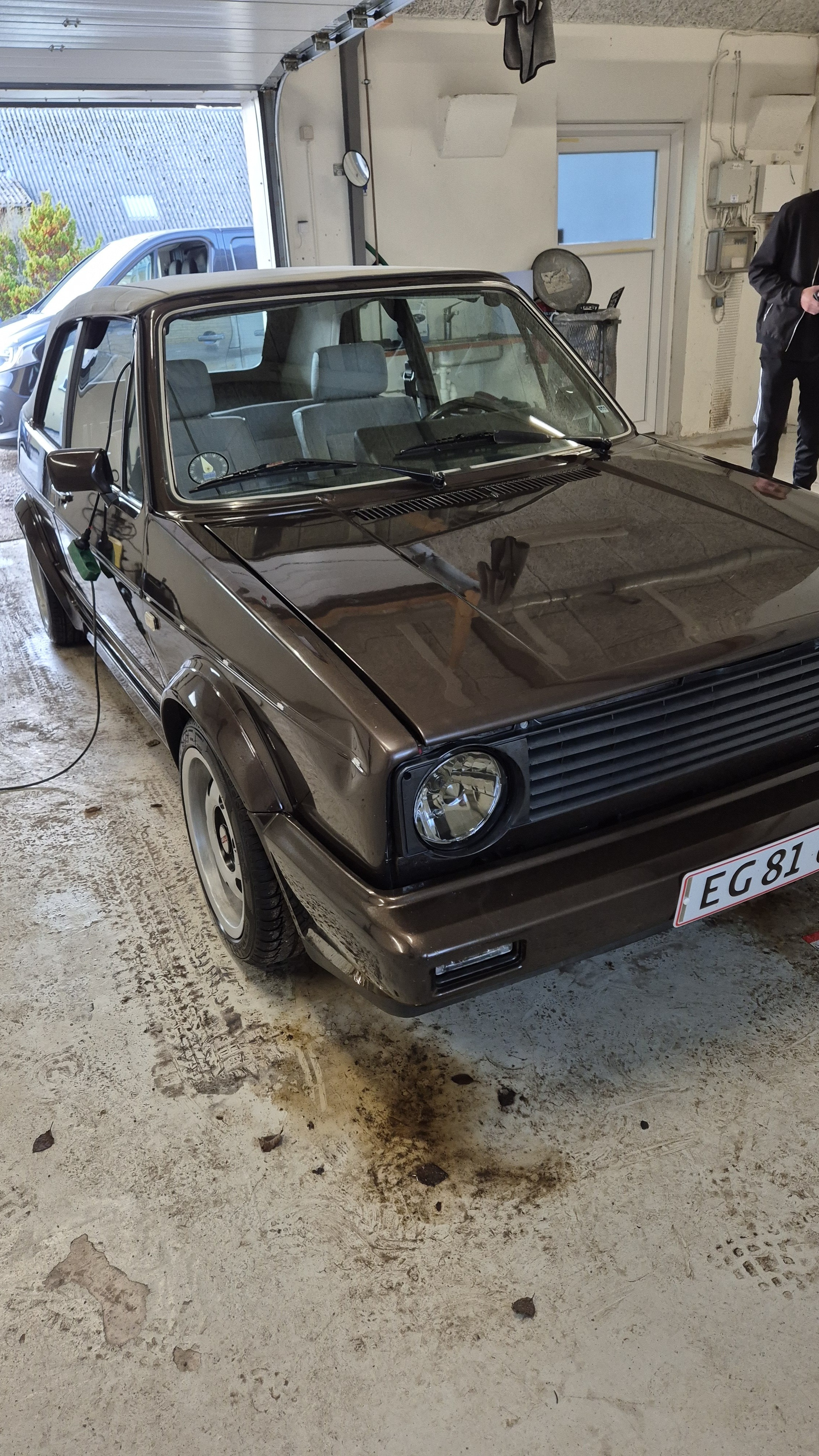 Brun VW Golf fra 1988