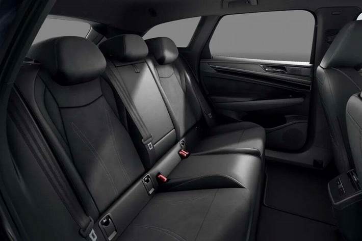 Sort VW ID.7 fra 2025