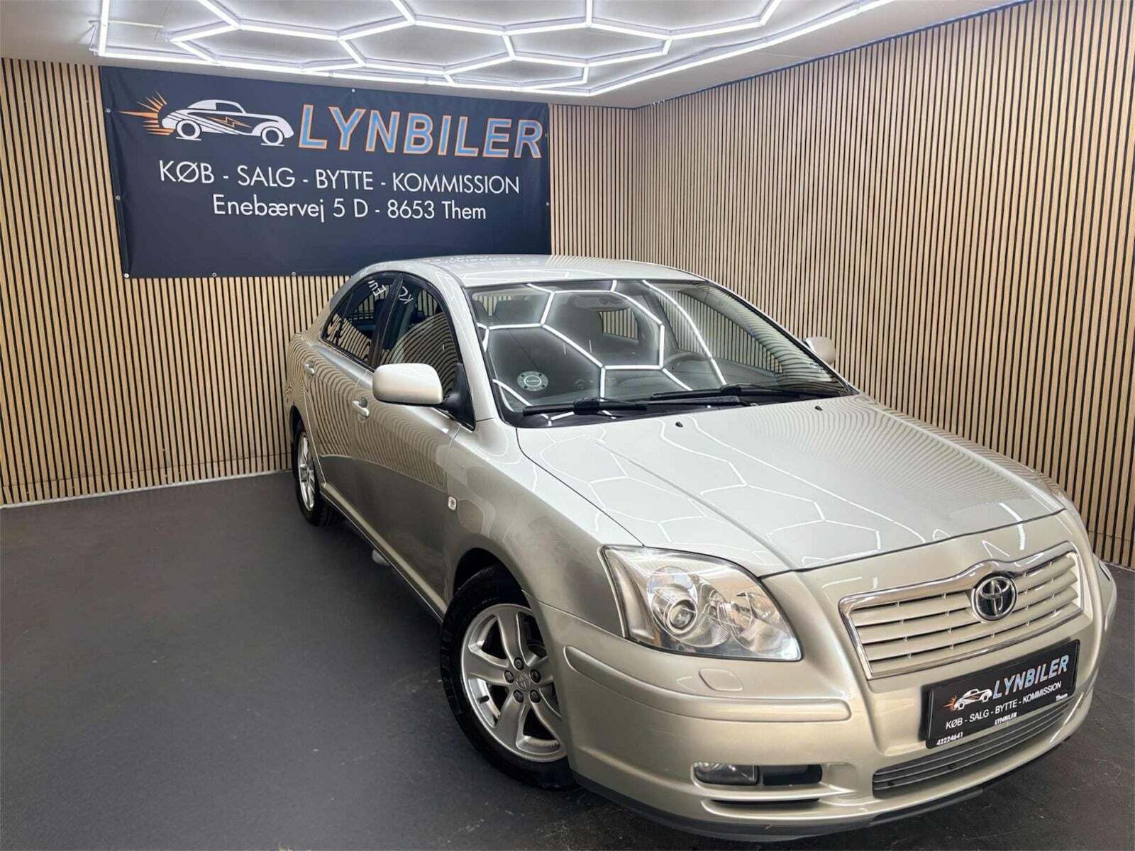 Toyota Avensis 2,0 Sol aut.